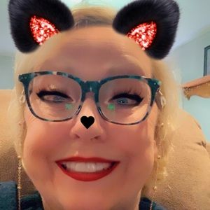 Meet your Posher, Helen